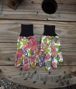 Load image into Gallery viewer, Garden Gloves Floral
