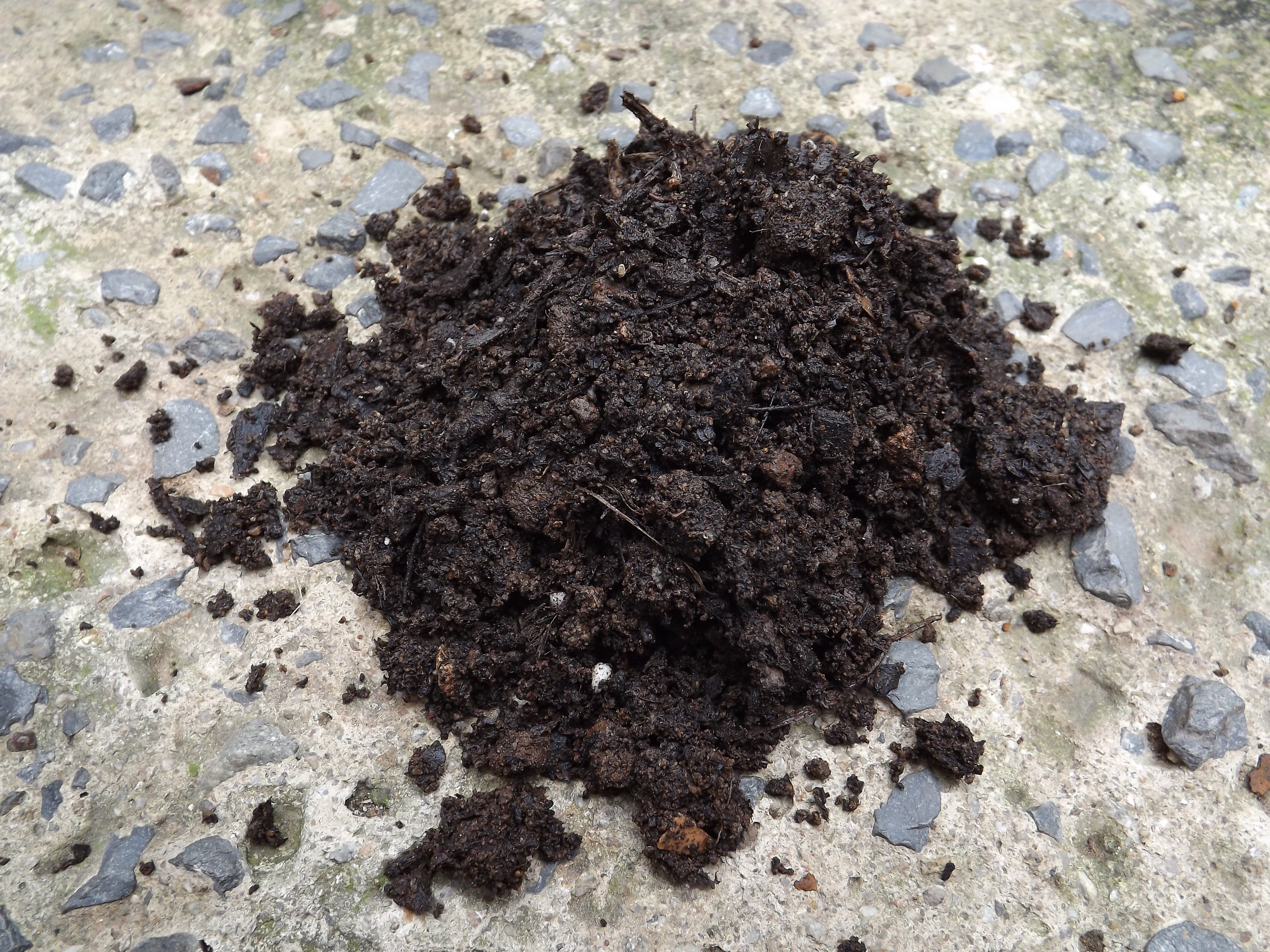 100% Natural Compost - made by i-go-eco