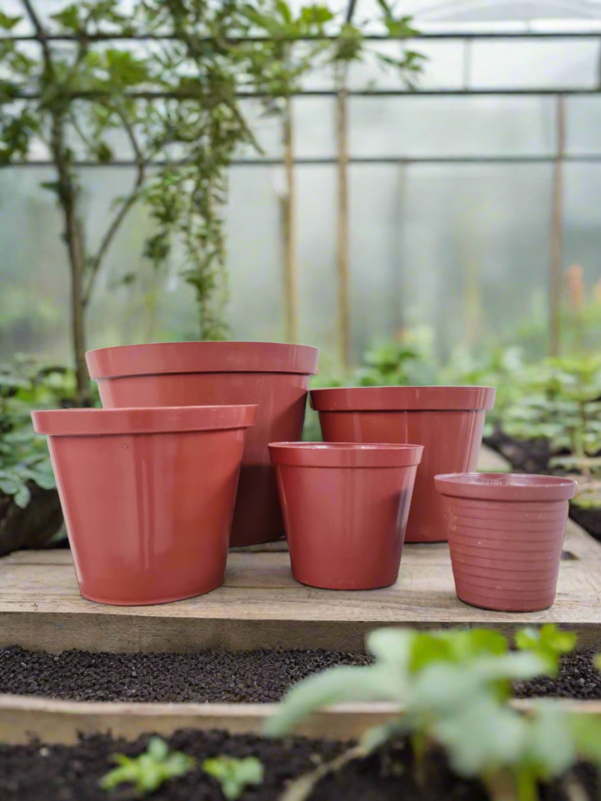 Plastic nursery pot